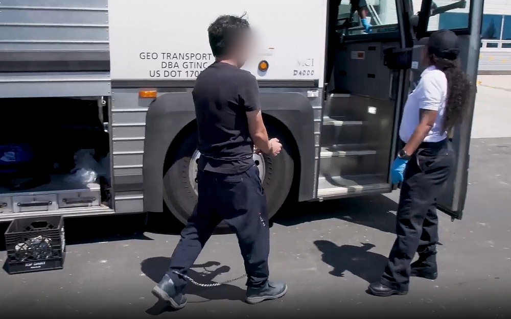 미국 이민세관단속국, 조지아주 공장 건설 현장 단속 영상 공개.(사진=연합뉴스)