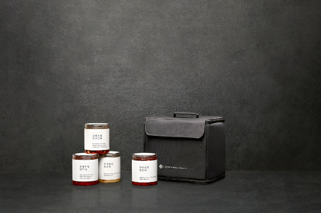 롯데호텔 소포장 김치 4종.(사진=롯데호텔앤리조트)