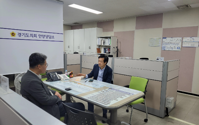 문형근 의원, 노후 체육시설 게이트볼장 환경개선 논의 / 경기도의회