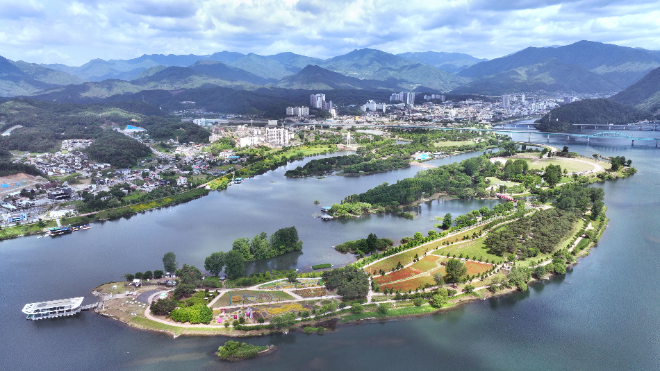 자라섬 전경 / 경기도청