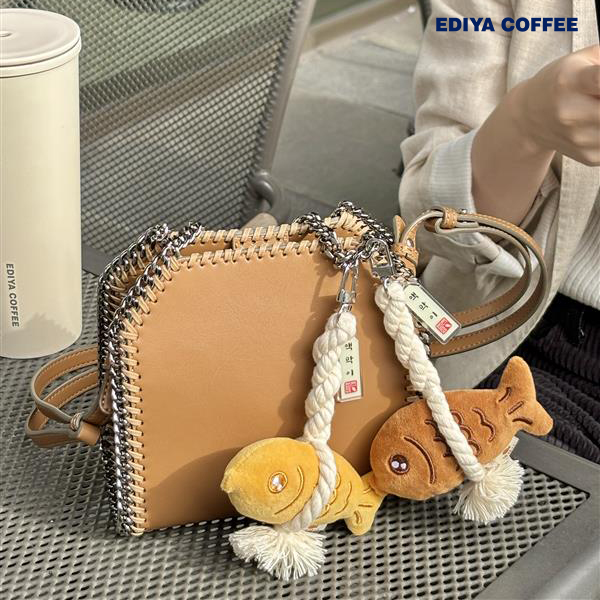 이디야커피, 붕어빵 액막이 키링 이벤트 진행