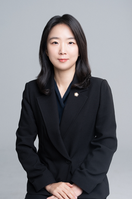 사진=채송아 변호사
