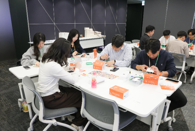 현대엘리베이터, 해외 전력 소외 이웃에 ‘빛’ 선물