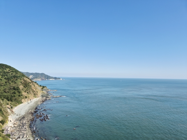 소청도의 절경(멀리 분바위가 보인다)