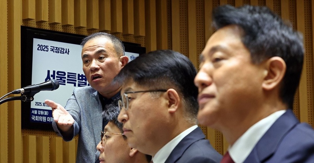 서울시 국정감사 증인 출석해 답변하는 명태균(사진=연합뉴스)