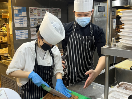 이랜드이츠, 애슐리퀸즈의 성장에 맞춰 젊은 인재 영입과 리더 육성 강화