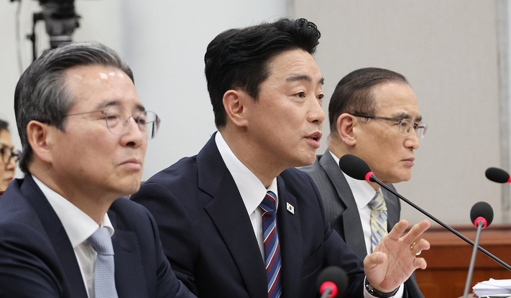 질의에 답하는 강훈식 비서실장(사진=연합뉴스)