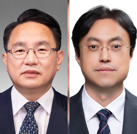 사진왼쪽부터 이홍연 본부장, 차용호 본부장.(사진제공 =법무부)