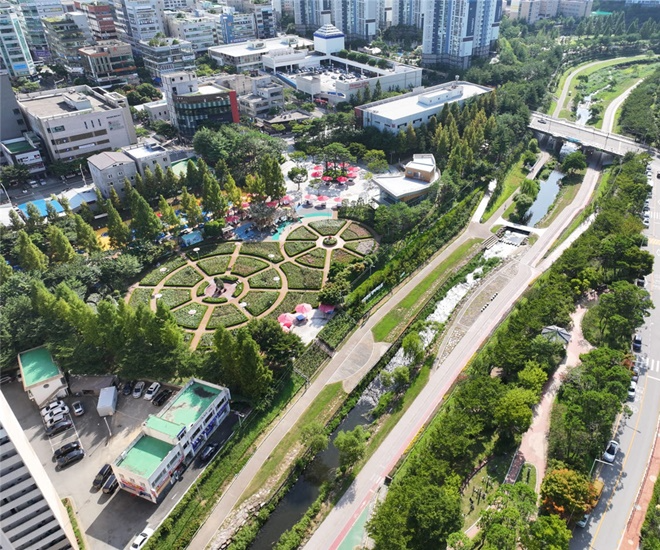 좌광천 지방정원 전경.(제공=부산 기장군)