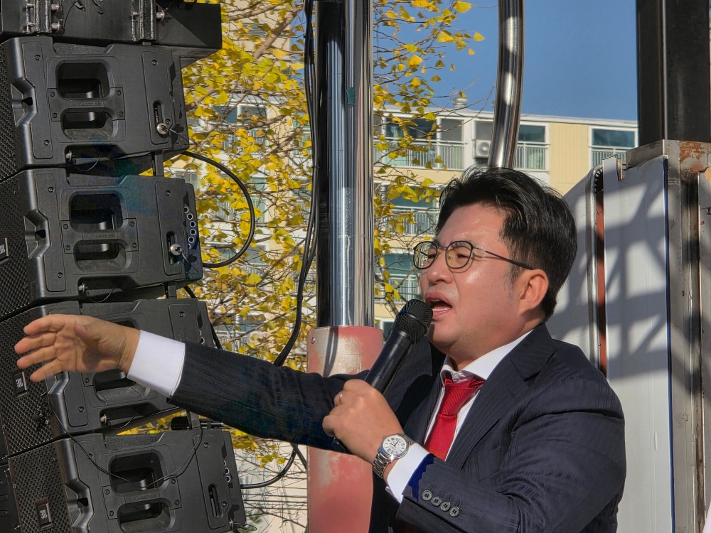 박종진 인천시당위원장이 현 정부와 민주당을 비판하며 보수 결집을 호소하고 있다.