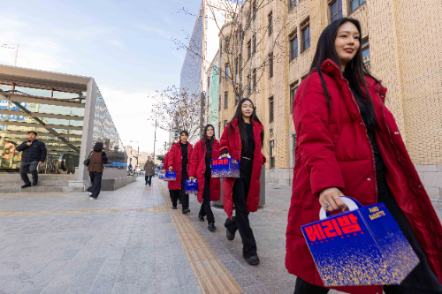 파리바게뜨, 크리스마스 맞아 ‘베리밤 런웨이’ 행사 개최
