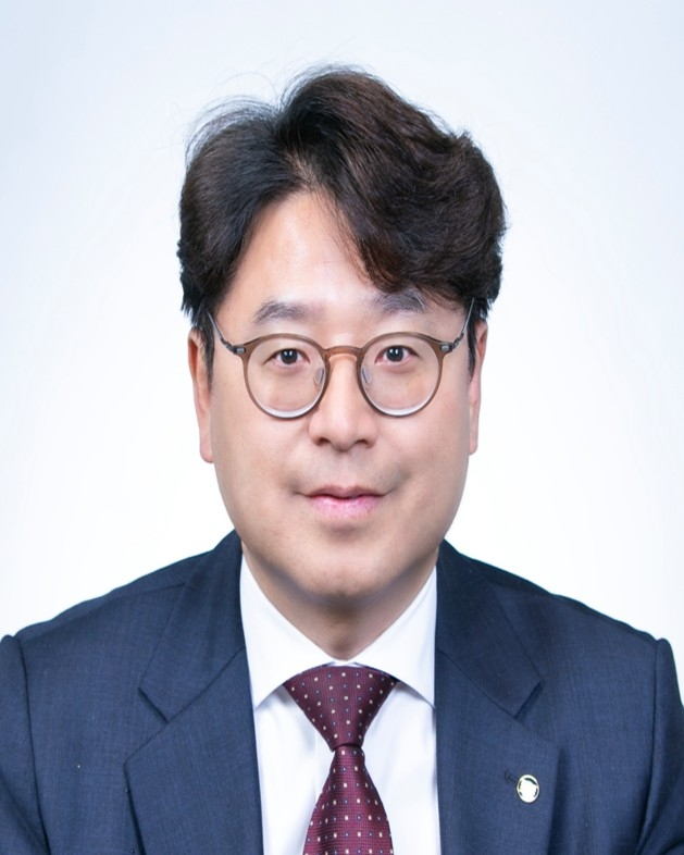 신임 윤홍기 인천교총회장