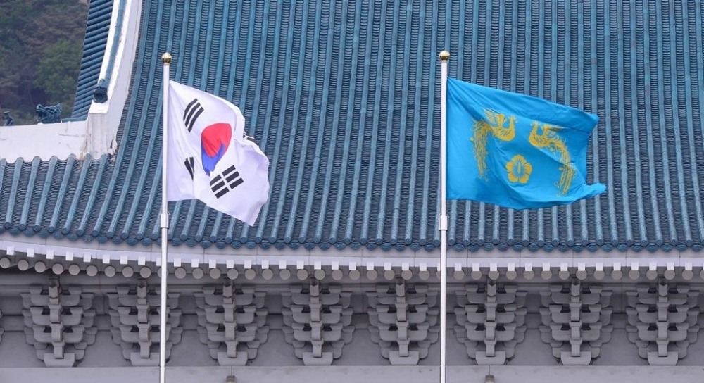 청와대 앞 게양대(사진=연합뉴스)