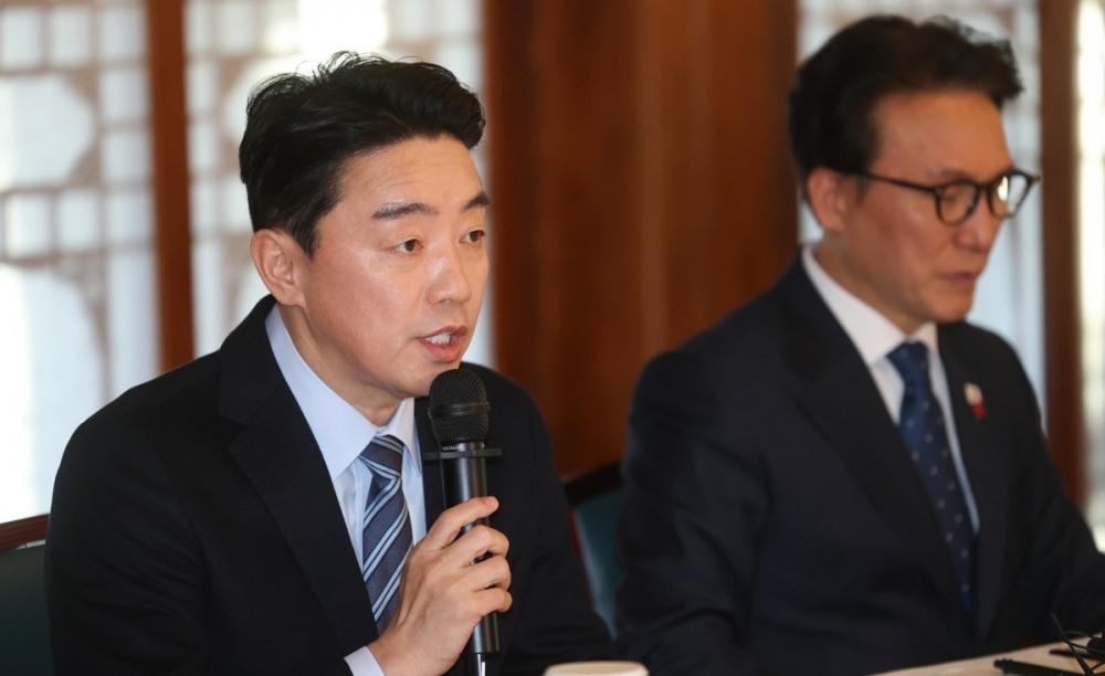 발언하는 강훈식 대통령 비서실장(사진=연합뉴스)