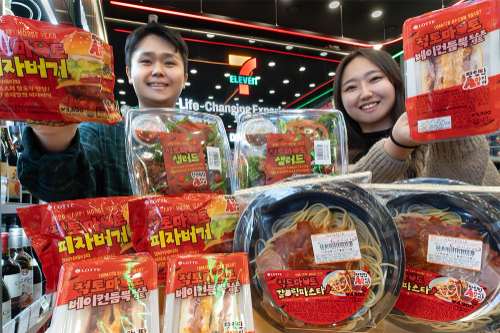 세븐일레븐, 새해 맞아 '적토마토맛' 푸드 간편식 4종 출시