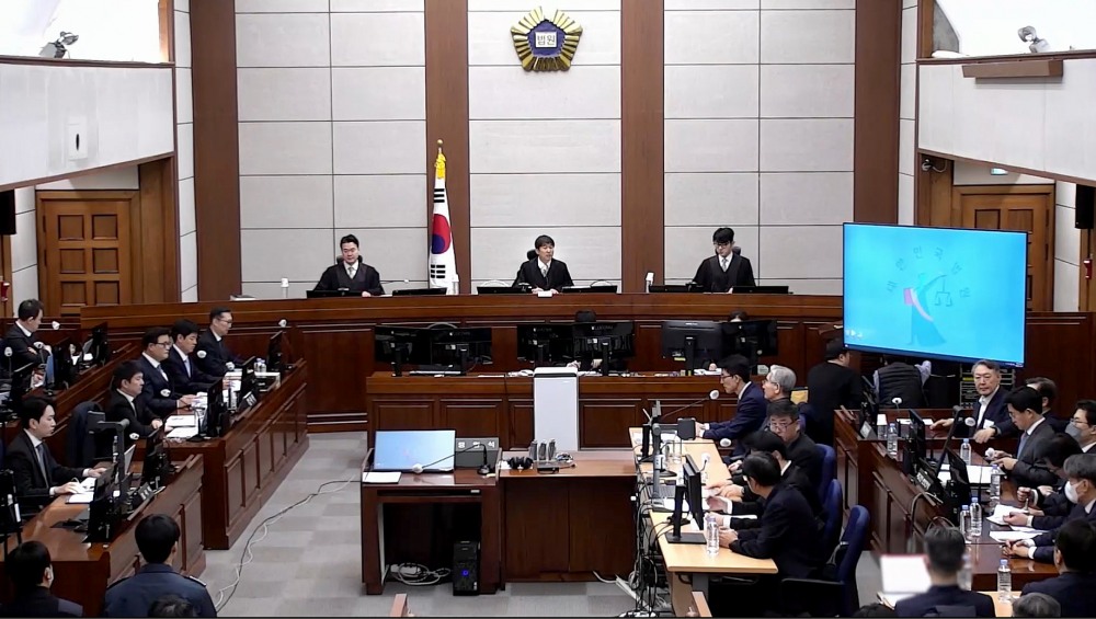 12·3 비상계엄 관련 내란 우두머리 혐의로 기소된 윤석열 전 대통령과 내란 중요임무 종사 혐의를 받는 김용현 전 국방부 장관 등 내란 관련자들이 지난 9일 서초구 서울중앙지방법원 417호 형사대법정에서 열린 윤 전 대통령의 내란 우두머리 혐의, 김 전 장관을 비롯한 군·경 수뇌부 7명의 내란 중요임무 종사 혐의 등 사건의 결심 공판에 출석해 있다. 사진=연합뉴스