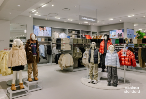 무신사 스탠다드, 마곡 원그로브점 오픈