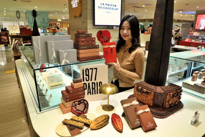 롯데백화점, 설과 발렌타인데이 겹친 시즌 맞아 디저트 선물 강화