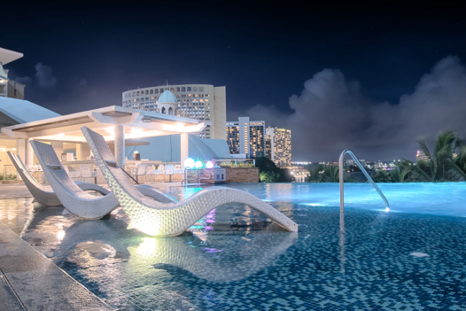 롯데호텔 괌 야외 수영장.(사진=롯데호텔앤리조트)