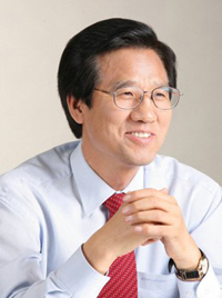 ▲국회의원3선역임한송훈석변호사