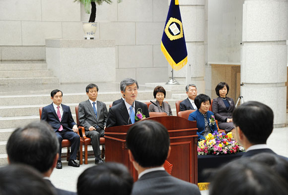 ▲취임사하는조희대대법관(사진제공=대법원)