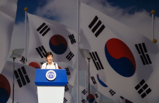 ▲8.15광복절경축사하는박근혜대통령(사진=청와대홈페이지)