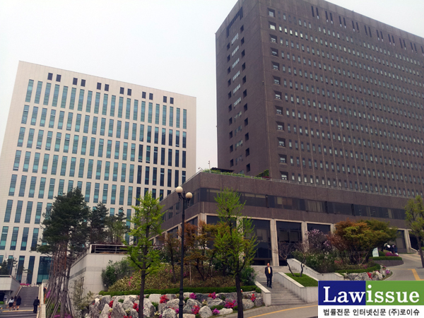 ▲서울서초동서울중앙지검(우)과서울고검(좌)