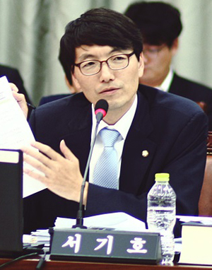 ▲판사출신서기호정의당의원(사진=의원실)