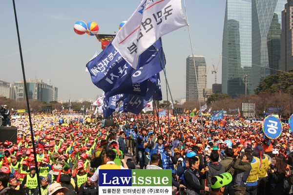 ▲28일여의도에서열린공무원연금개악저지총력결의대회