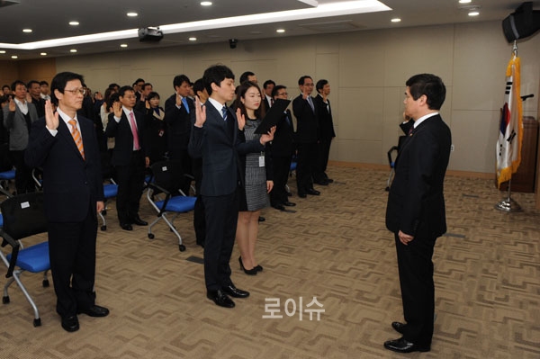 ▲1일공무원행동강령에대한실천결의및청렴서약식개최(사진=권익위)