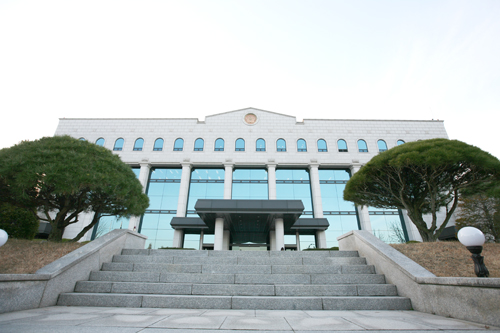 “대통령 ‘배신의 정치 심판’ 선거법 위반 감싸는 선관위 통탄할 노릇”