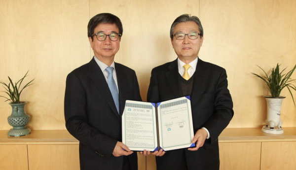 (좌)한국법제연구원이원원장과목포대학교법학연구소김신규소장/사진=한국법제연구원