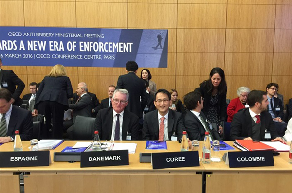 이창재법무부차관이3월16일(현지시각)프랑스파리소재OECD본부에서개최된「반부패각료회의」에한국측수석대표로참석했다.(사진=법무부)