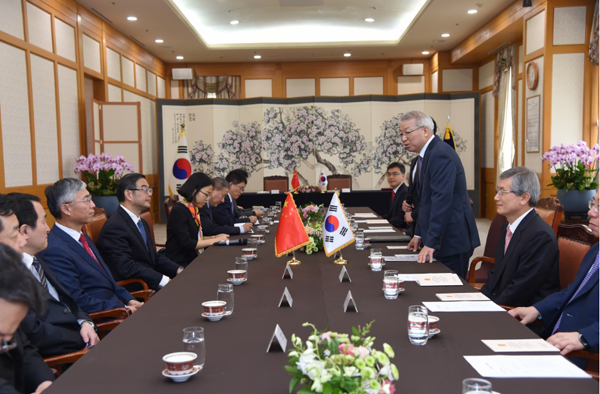 양승태 대법원장 초청, 저우창 중국 최고인민법원장 방한