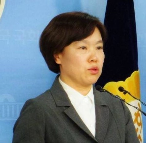 더민주 “현대원 수석 인건비 되돌려받기…철저한 진상조사 필요”