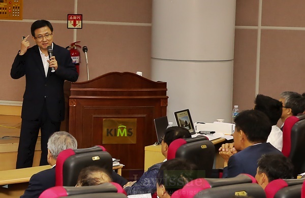 이강원 창원지법원장, 시민소통 ‘궁금한 판결이야기’ 특강