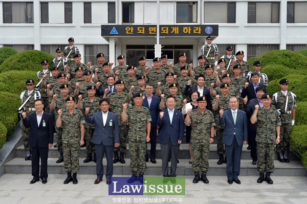 이재명 성남시장 “평화는 튼튼한 안보가 바탕돼야”