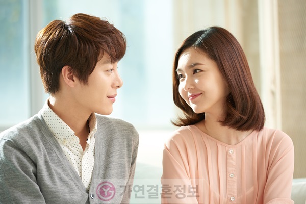 결혼정보회사 가연, “휴가철 이성 눈길 사로잡는 패션스타일 설문조사 진행”