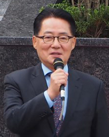 박지원 비대위원장