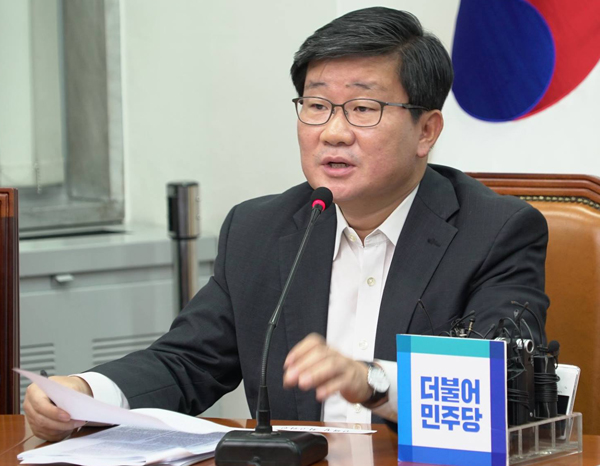 청와대 민정수석비서관 출신 전해철 더불어민주당 최고위원