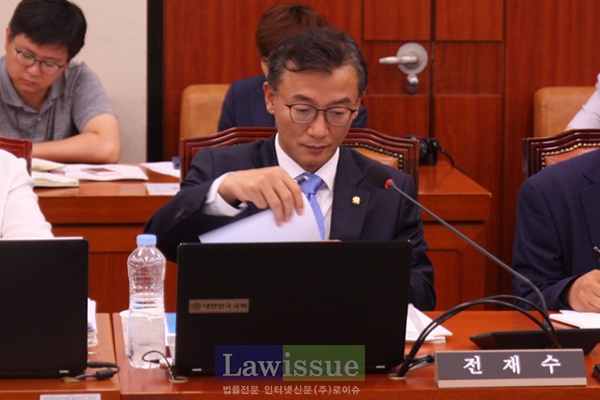 전재수 국회의원.