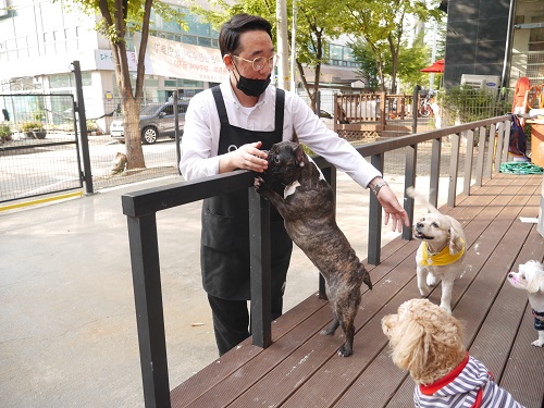 아롱애견문화센터, 초보견주 위한 강아지훈련 특강 진행