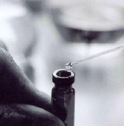 천연성분 매스틱이 위궤양과 역류성식도염 증상에 미치는 영향