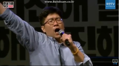 김종보 변호사(12일 촛불집회 연설. 국민TV 방송화면)