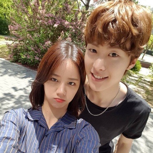 공명, 혜리와 다정함 뽐낸 초밀착 인증샷...'무슨 사이?'