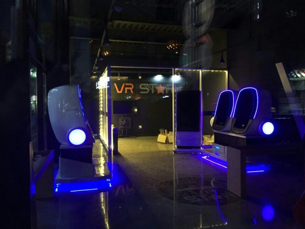 인형뽑기창업이 식상하다면, 이런 건 어때? VR방이 온다
