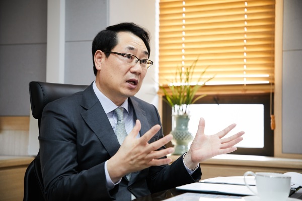 김학성 교정본부장