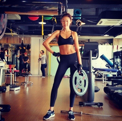 나혼자산다 한혜진, 헬스장서 군살없는 몸매 자랑…"다이어트 단기간에 성공할 수 없어"