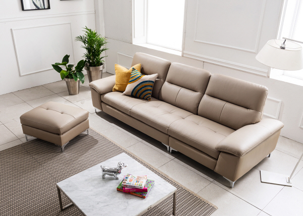 친환경 소파전문브랜드 자코모(JAKOMO), 신제품 북유럽 감성의 프리미엄 4인 ‘딜런 카우치형 소파’와 NS몰과 공동기획한 ‘대디소파’ 출시