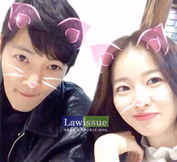 터널 최진혁, '연숙이' 이시아와 다정한 사진... "점심시간에 잊고 있던 스노우 하자고 하네"